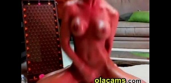  Sexy teen body-oiled ride dildo webcam